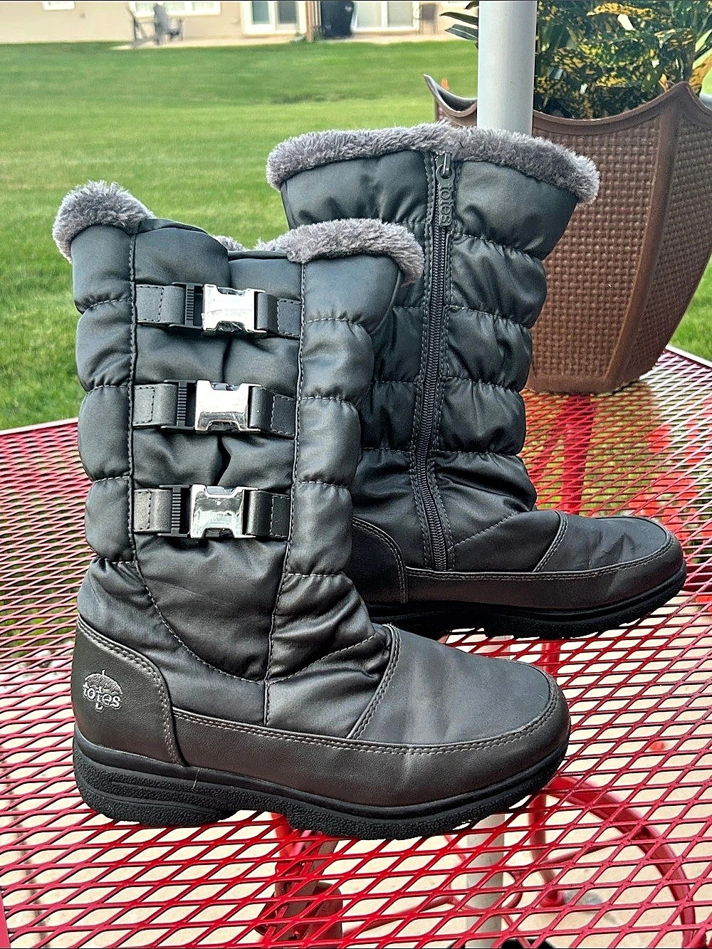 Totes Bryce Winter Boots Black US 6 Like New